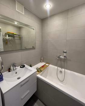 1-к квартира, вторичка, 33м2, 9/9 этаж