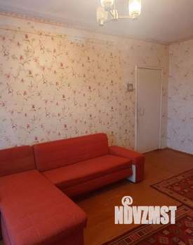 2-к квартира, вторичка, 58м2, 3/3 этаж