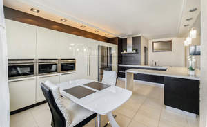 4-к квартира, вторичка, 176м2, 17/24 этаж