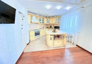 4-к квартира, вторичка, 129м2, 10/11 этаж