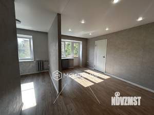 2-к квартира, вторичка, 42м2, 3/5 этаж