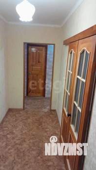 2-к квартира, вторичка, 52м2, 1/10 этаж