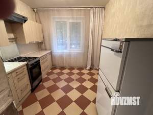 4-к квартира, вторичка, 74м2, 1/9 этаж