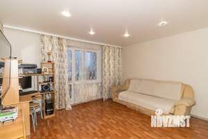 2-к квартира, вторичка, 61м2, 1/10 этаж