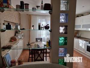 4-к квартира, вторичка, 126м2, 2/11 этаж