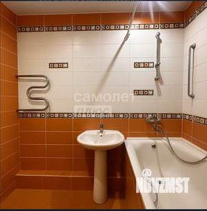 2-к квартира, вторичка, 64м2, 2/10 этаж