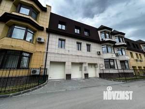 3-к квартира, вторичка, 116м2, 2/3 этаж
