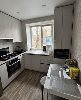 2-к квартира, вторичка, 45м2, 1/5 этаж