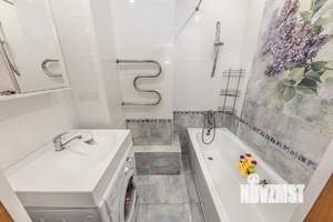 2-к квартира, вторичка, 56м2, 8/10 этаж