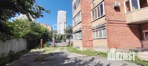 4-к квартира, вторичка, 148м2, 1/10 этаж