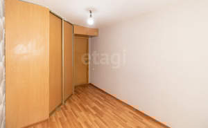 3-к квартира, вторичка, 59м2, 1/4 этаж