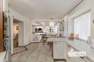 4-к квартира, вторичка, 130м2, 10/11 этаж