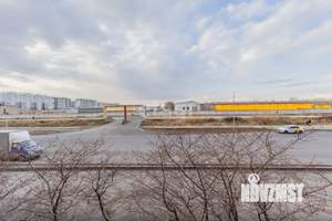 2-к квартира, вторичка, 57м2, 1/9 этаж