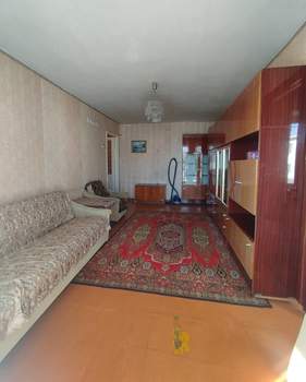 3-к квартира, вторичка, 55м2, 5/5 этаж
