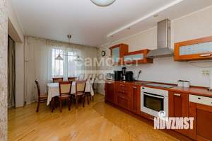 4-к квартира, вторичка, 117м2, 2/10 этаж