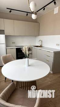 2-к квартира, вторичка, 63м2, 9/10 этаж