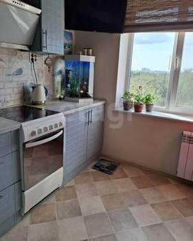 2-к квартира, вторичка, 50м2, 9/9 этаж