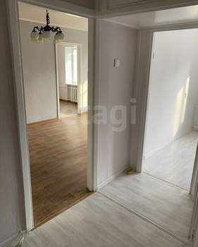 3-к квартира, вторичка, 57м2, 3/5 этаж