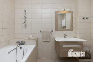 3-к квартира, вторичка, 68м2, 4/15 этаж