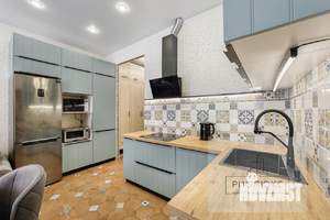 3-к квартира, вторичка, 78м2, 1/3 этаж