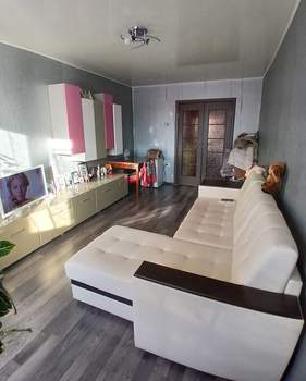 4-к квартира, вторичка, 76м2, 2/9 этаж