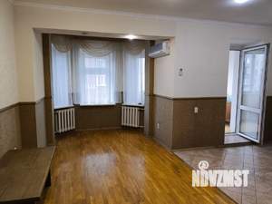 4-к квартира, вторичка, 143м2, 4/8 этаж