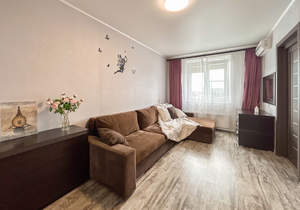 Студия квартира, вторичка, 32м2, 10/10 этаж
