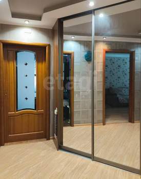 3-к квартира, вторичка, 63м2, 1/5 этаж