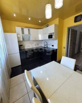 2-к квартира, вторичка, 68м2, 18/20 этаж