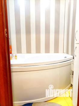 3-к квартира, вторичка, 68м2, 9/9 этаж