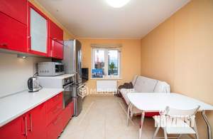 2-к квартира, вторичка, 70м2, 8/10 этаж