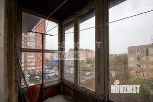 4-к квартира, вторичка, 61м2, 5/5 этаж