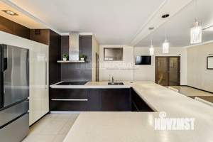 4-к квартира, вторичка, 176м2, 17/24 этаж