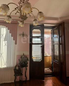 4-к квартира, вторичка, 105м2, 4/7 этаж
