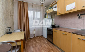 3-к квартира, вторичка, 65м2, 1/10 этаж