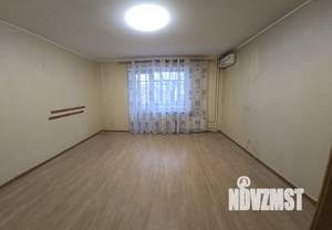 2-к квартира, вторичка, 55м2, 1/10 этаж