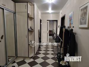 2-к квартира, вторичка, 61м2, 8/10 этаж