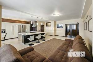 4-к квартира, вторичка, 176м2, 17/24 этаж