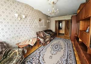 3-к квартира, вторичка, 64м2, 1/9 этаж