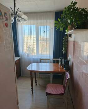 3-к квартира, вторичка, 65м2, 9/9 этаж