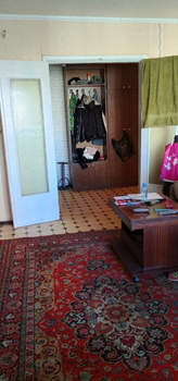 3-к квартира, вторичка, 63м2, 6/10 этаж