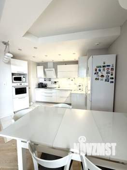 3-к квартира, вторичка, 95м2, 13/26 этаж