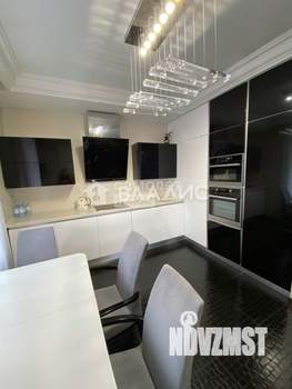 2-к квартира, вторичка, 115м2, 3/7 этаж