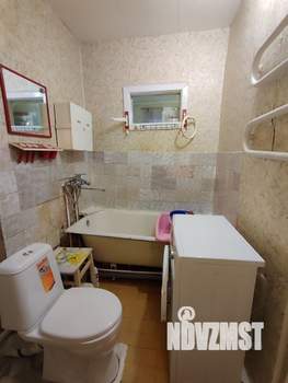 2-к квартира, вторичка, 42м2, 1/5 этаж