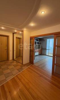 3-к квартира, вторичка, 109м2, 9/10 этаж