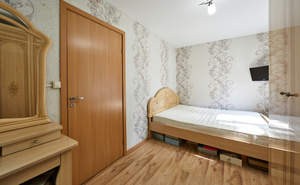 2-к квартира, вторичка, 39м2, 1/4 этаж