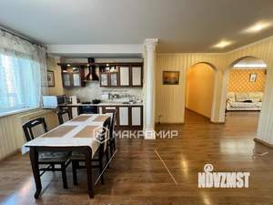 4-к квартира, вторичка, 125м2, 3/10 этаж