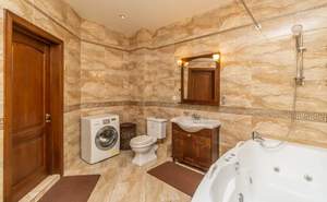 3-к квартира, вторичка, 160м2, 6/10 этаж