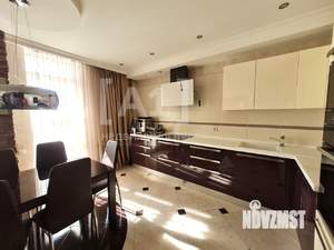 3-к квартира, вторичка, 118м2, 8/19 этаж