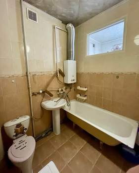 2-к квартира, вторичка, 57м2, 2/5 этаж